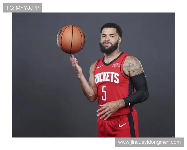 阿门直言裁判判罚让人难以置信 半场4犯需更加谨慎控制自己